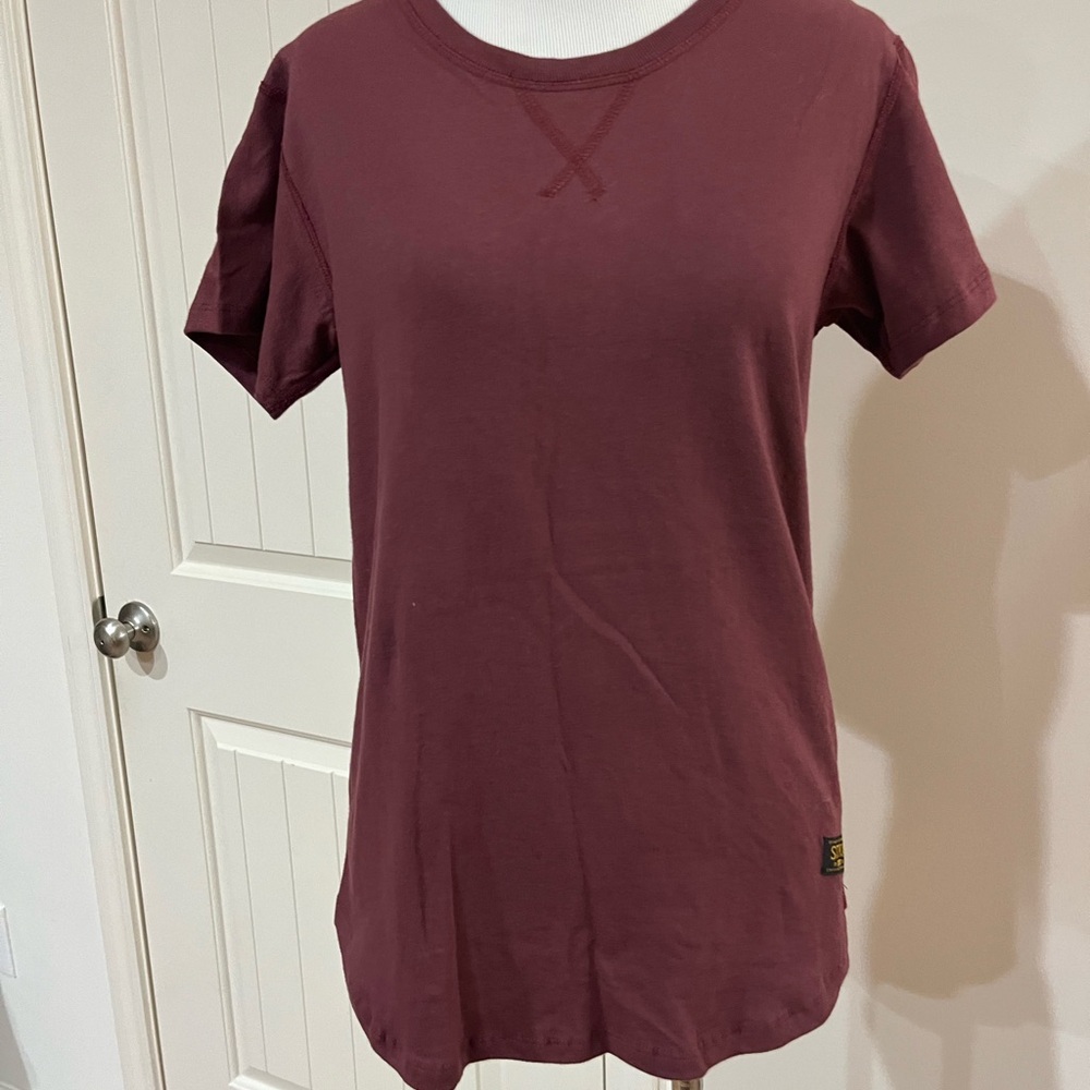 Casual Maroon Short Sleeve Tee